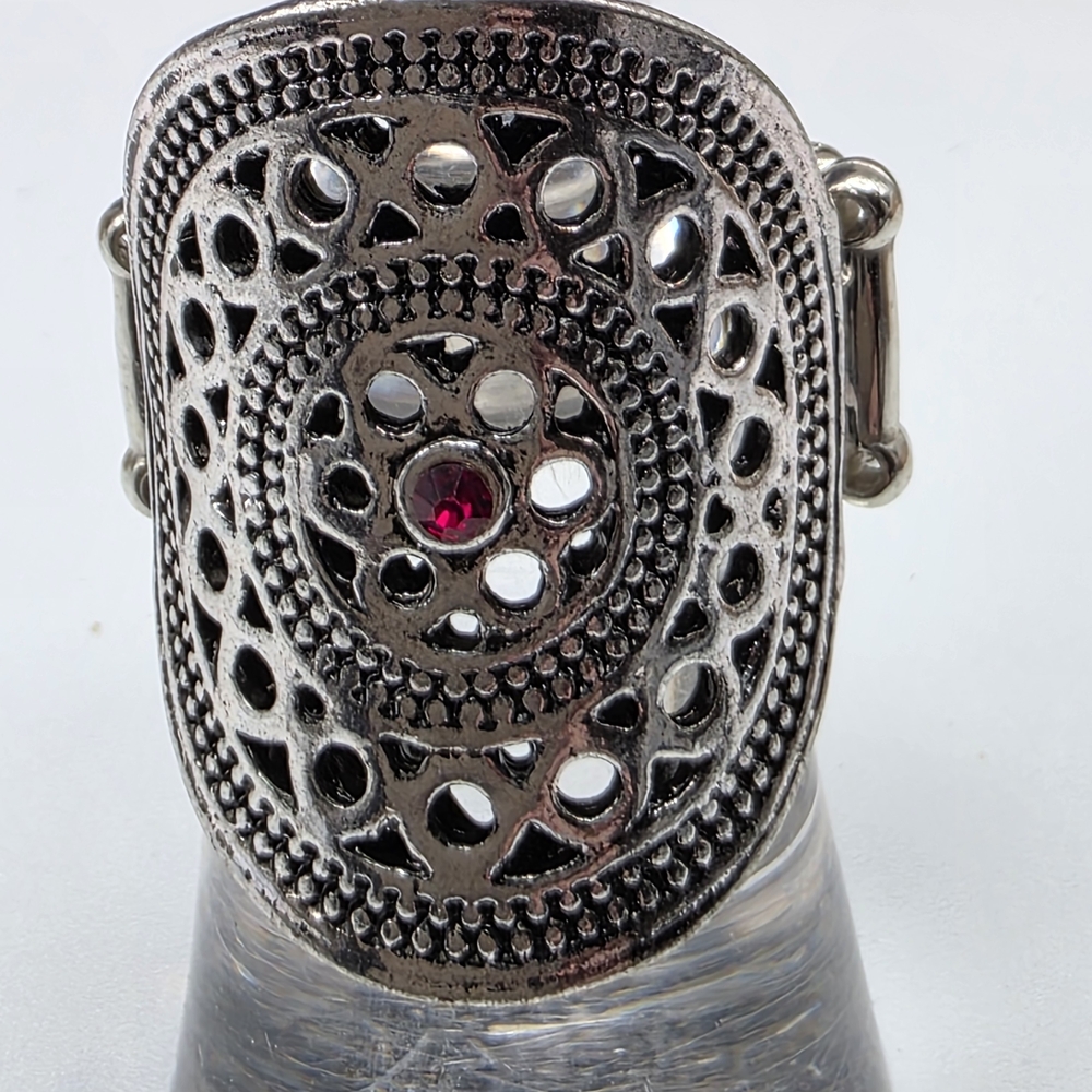 Paparazzi Intricate Silver Ring with Red Accent (900)